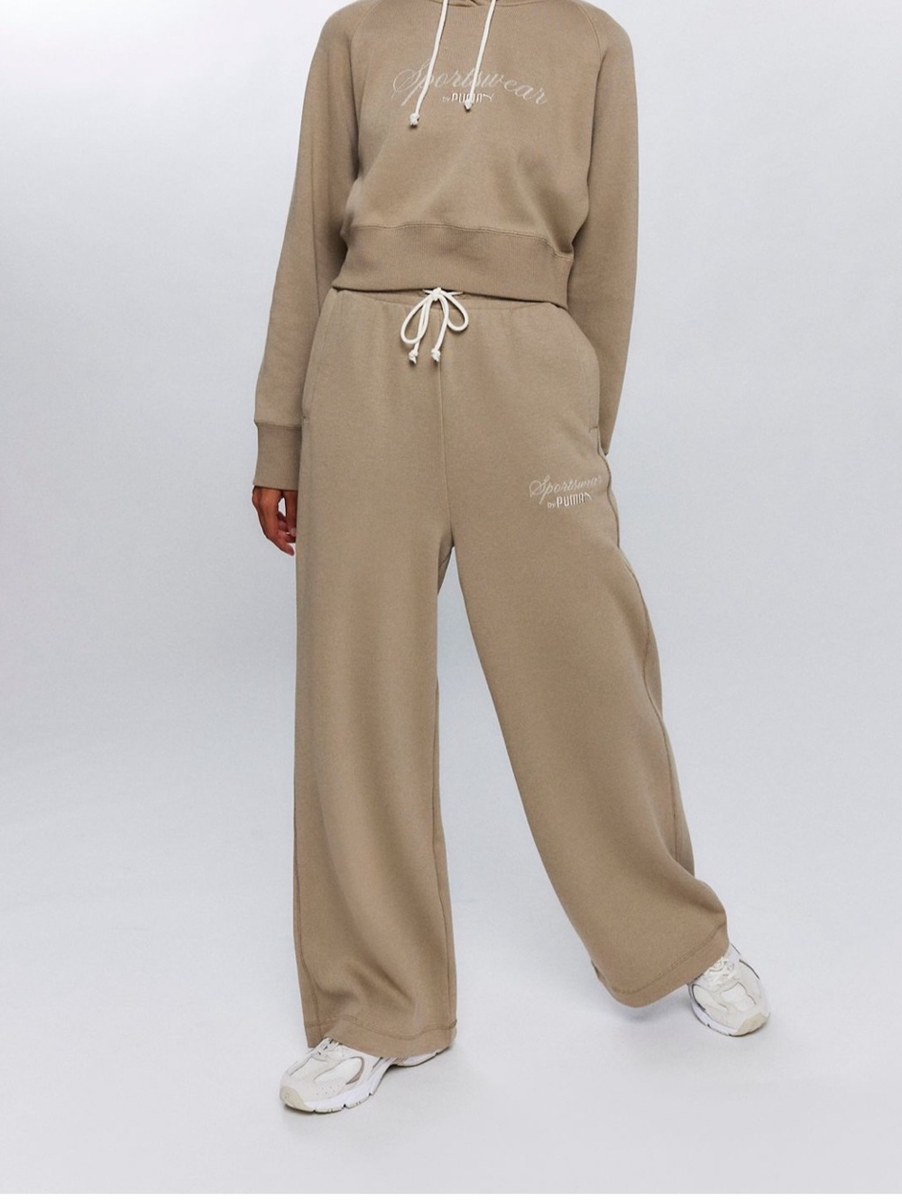 Puma Taupe Relaxed Culotte Sweatpant - Women’s Small
New with tag